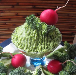 anti-cancer recipe: broccoli dip with raw radish